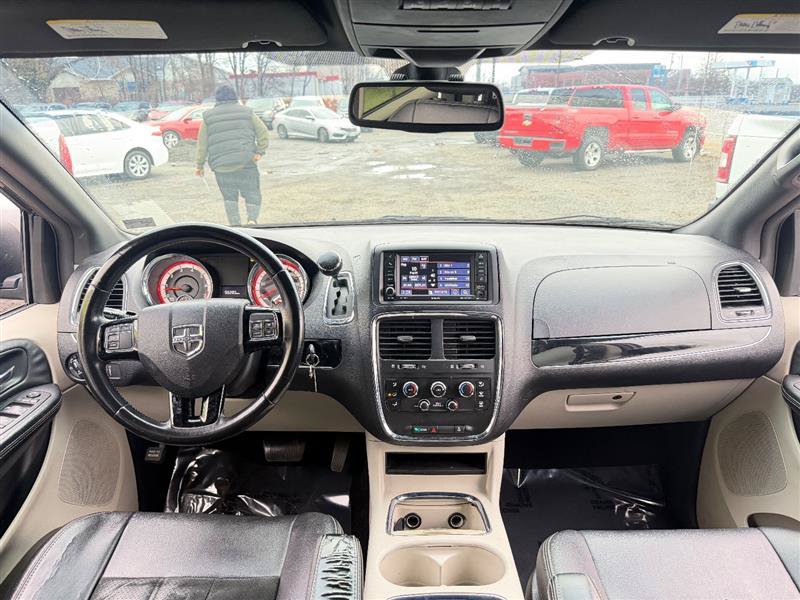 Used 2018 Dodge Grand Caravan SXT FWD image 26