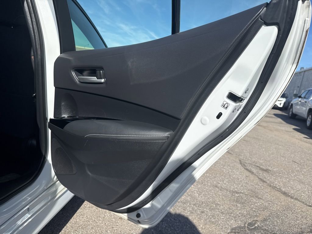 Used 2021 Toyota Corolla SE w/ Carpet Mat Package (TMS) image 28