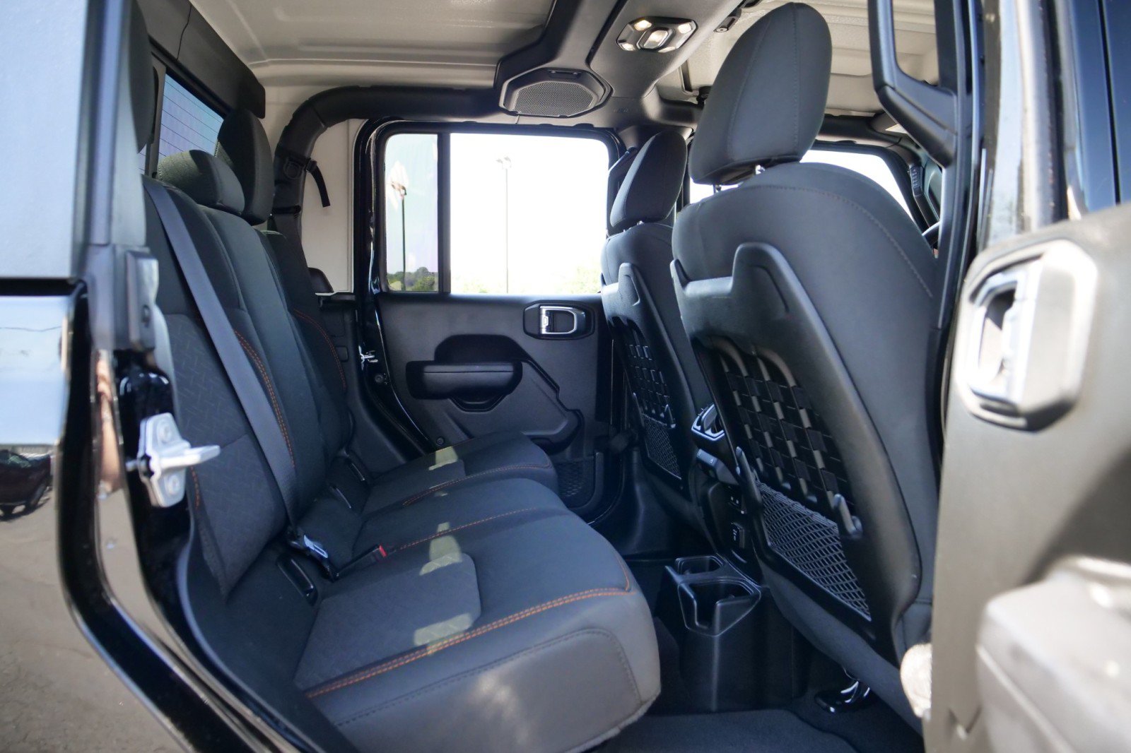 Used 2023 Jeep Gladiator Mojave w/ Cold Weather Group AWD/4WD image 44