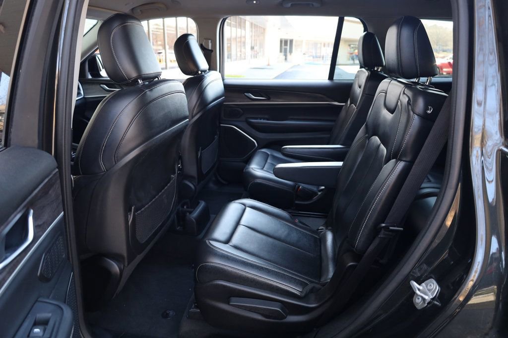 Used 2022 Jeep Grand Cherokee L Limited w/ Trailer Tow Group (B) image 17