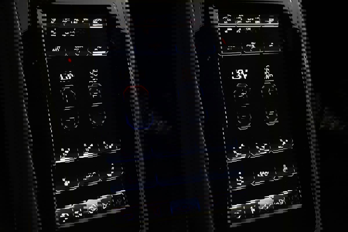 Used 2023 Lamborghini Huracan EVO image 62