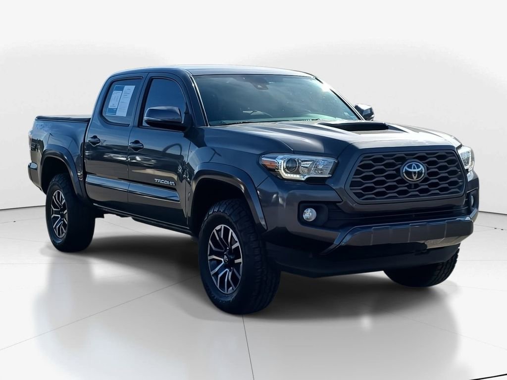Used 2021 Toyota Tacoma TRD Sport image 2