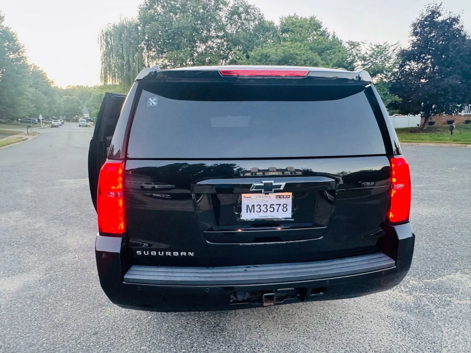 Used 2015 Chevrolet Suburban LT image 5
