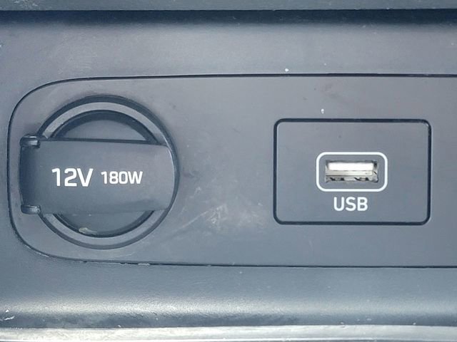 Used 2020 Hyundai Sonata SE w/ Preferred Accessory Package FWD image 7