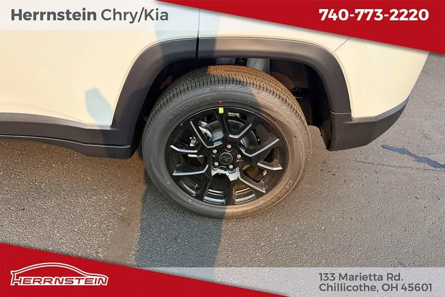 New 2026 Jeep Compass Latitude AWD/4WD image 22