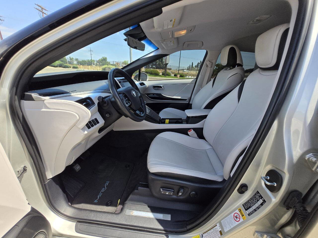 Used 2018 Toyota Mirai image 22