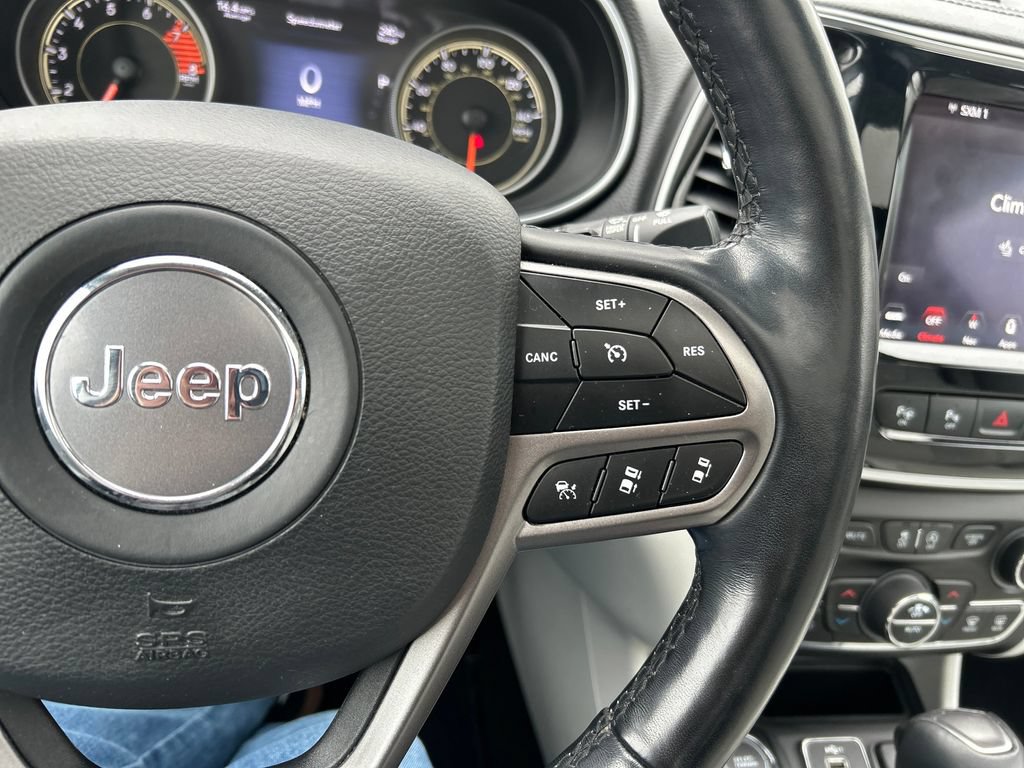 Used 2021 Jeep Cherokee Limited AWD/4WD image 26