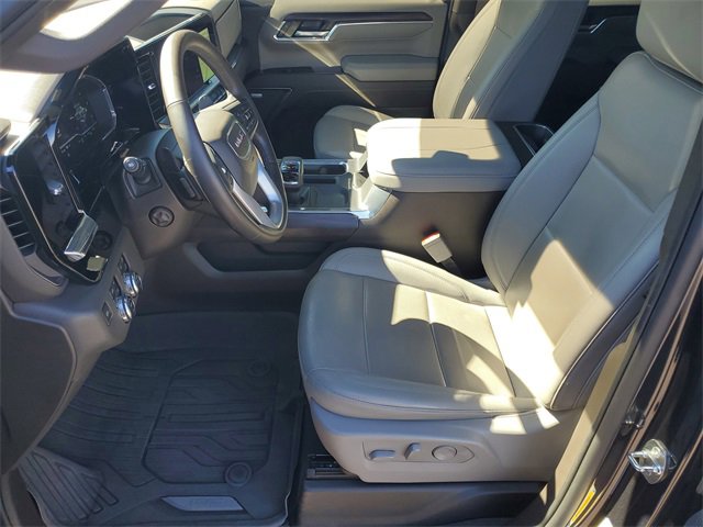 Used 2023 GMC Sierra 1500 SLT w/ SLT Premium Package image 5