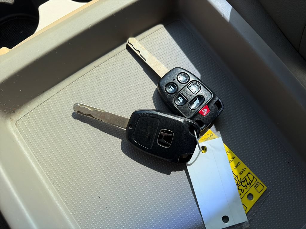 Used 2011 Honda Odyssey Touring image 30