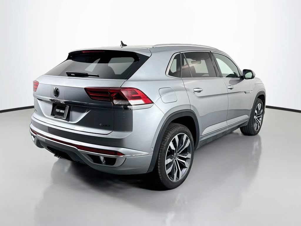 Used 2023 Volkswagen Atlas Cross Sport SEL Premium R-Line AWD/4WD image 9