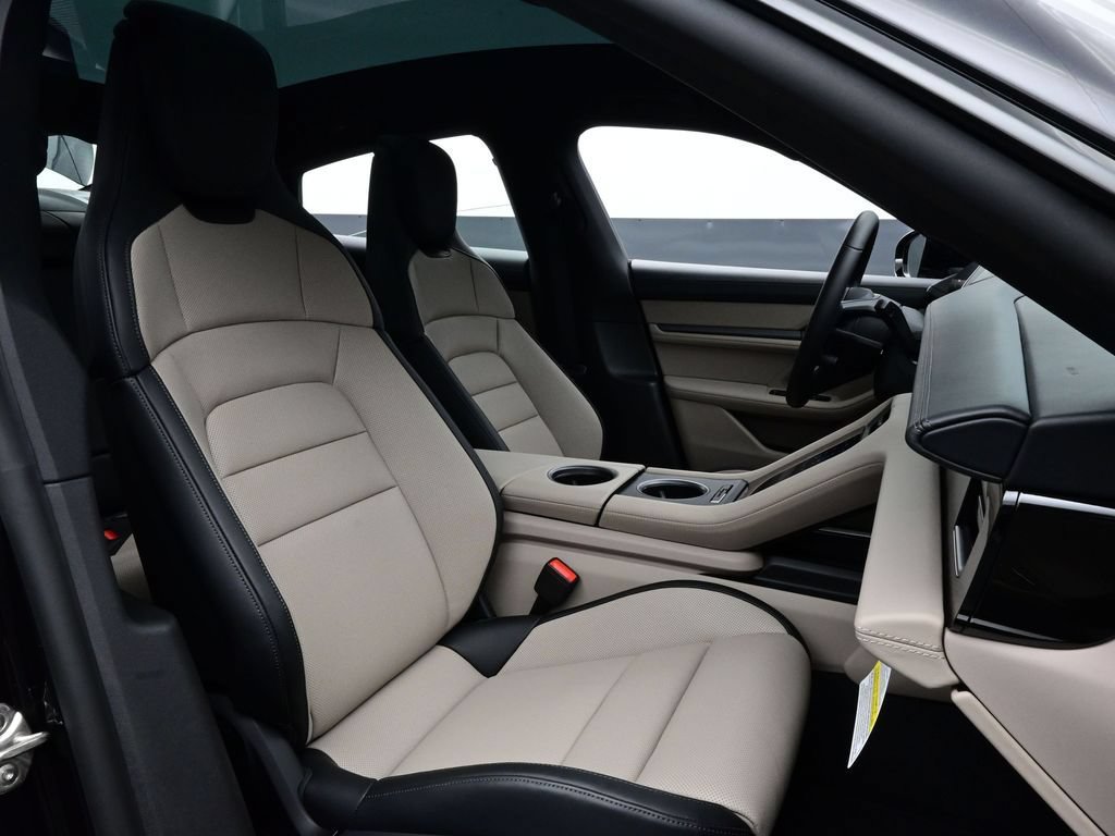 New 2026 Porsche Taycan 4S AWD/4WD image 17