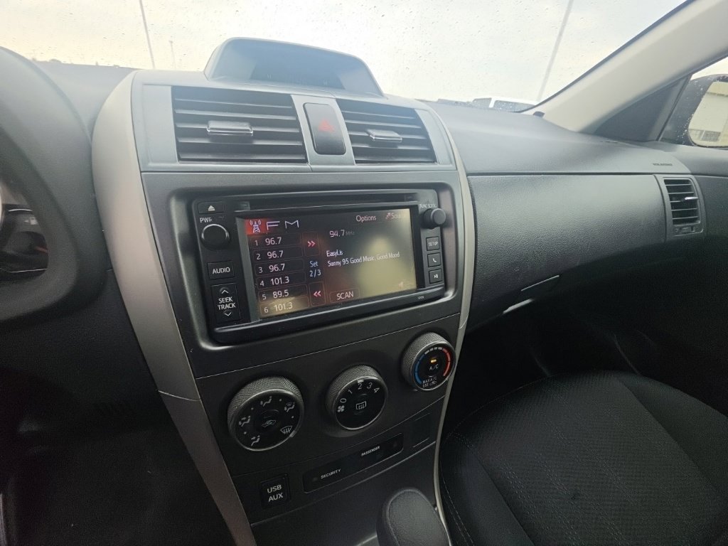 Used 2013 Toyota Corolla S FWD image 18