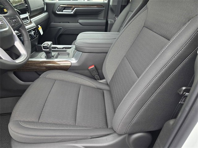 New 2026 GMC Sierra 1500 Elevation image 17