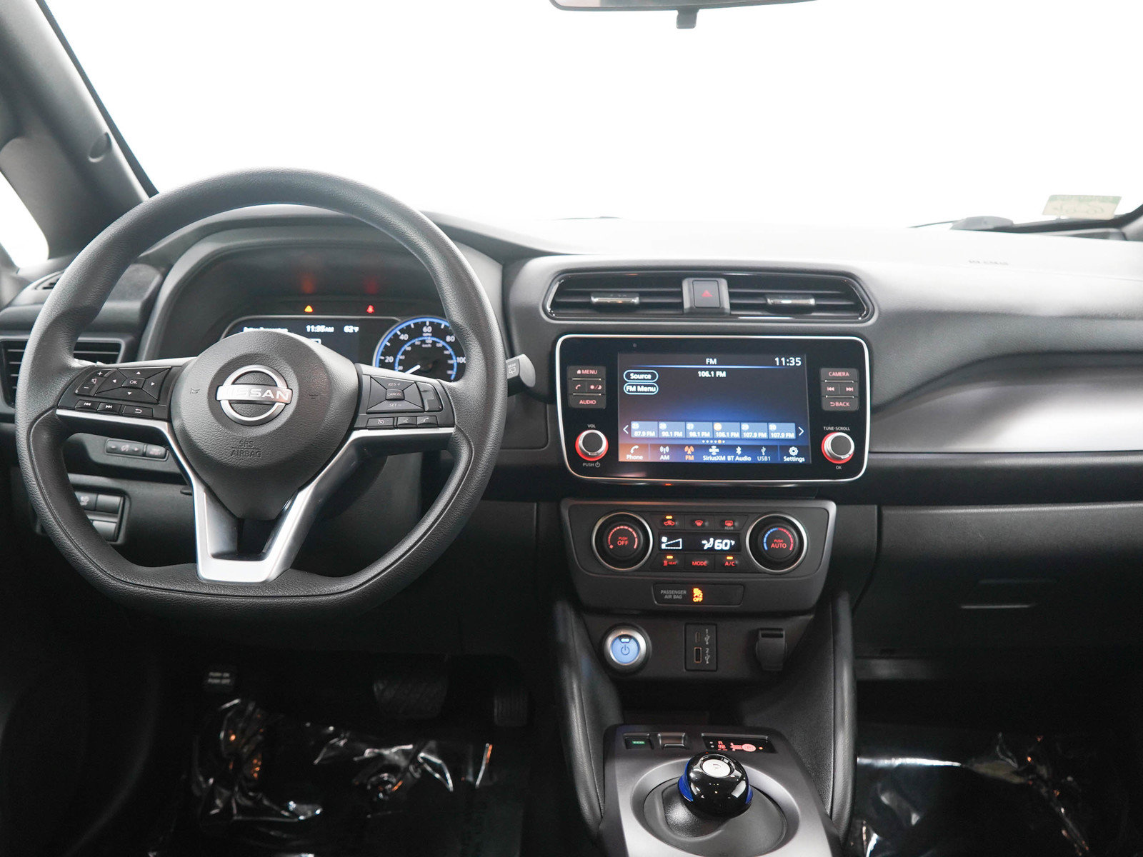Used 2025 Nissan Leaf S FWD image 15