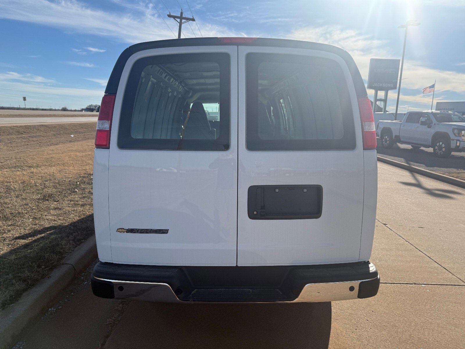New 2025 Chevrolet Express 3500 Extended w/ Driver Convenience Package RWD image 4
