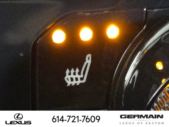 Used 2024 Toyota Highlander Platinum image 34