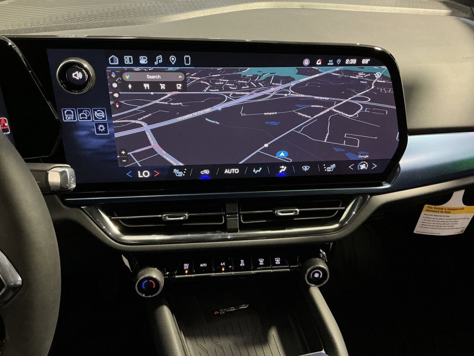 New 2026 Chevrolet Equinox EV LT image 28