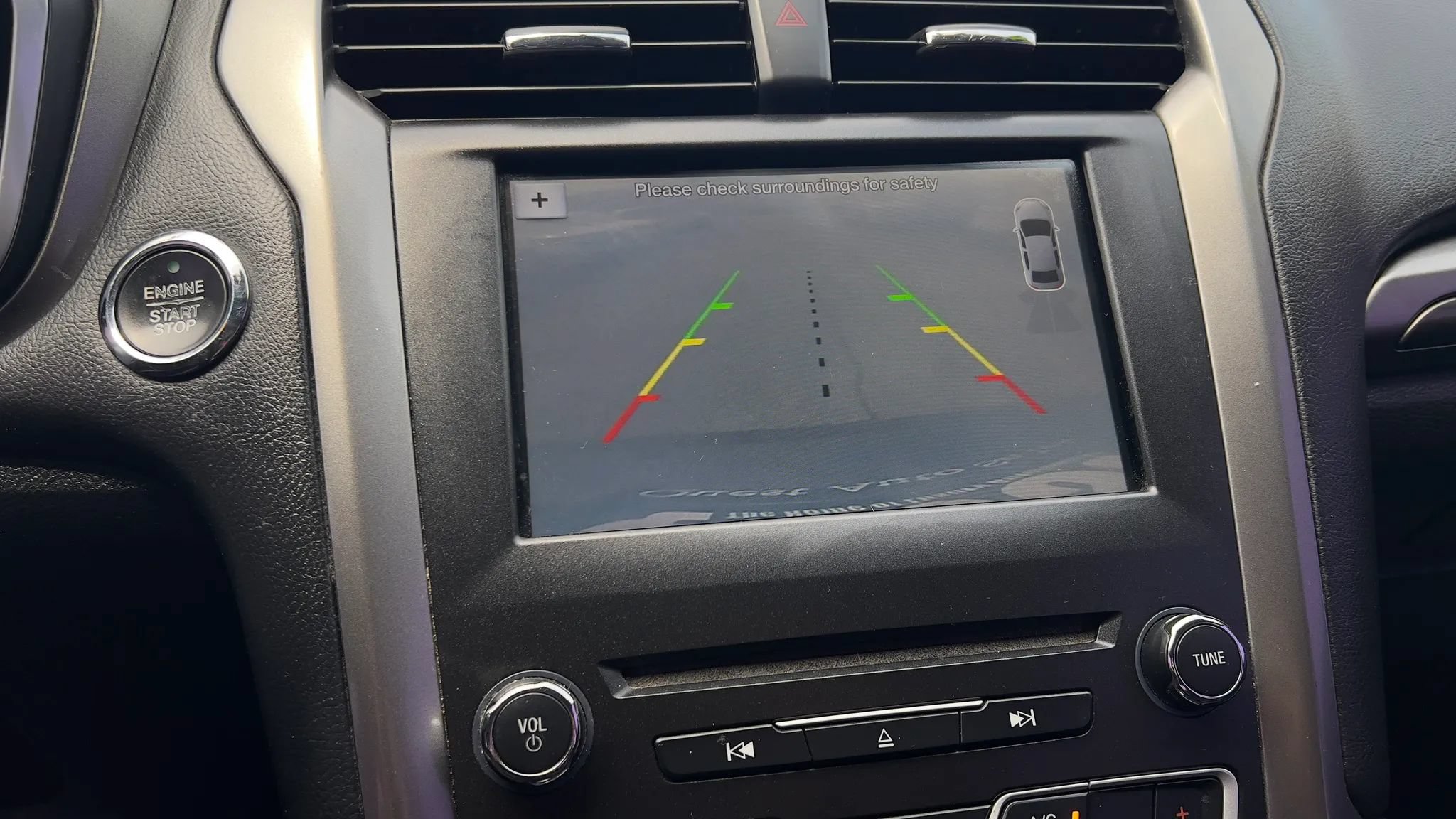 Used 2017 Ford Fusion Energi SE FWD image 31