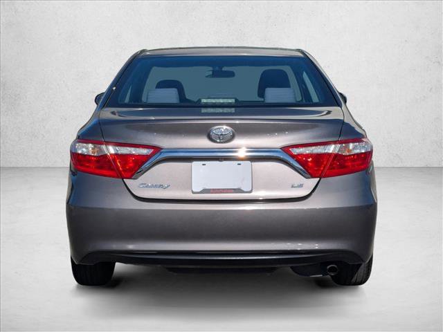 Used 2017 Toyota Camry LE image 7