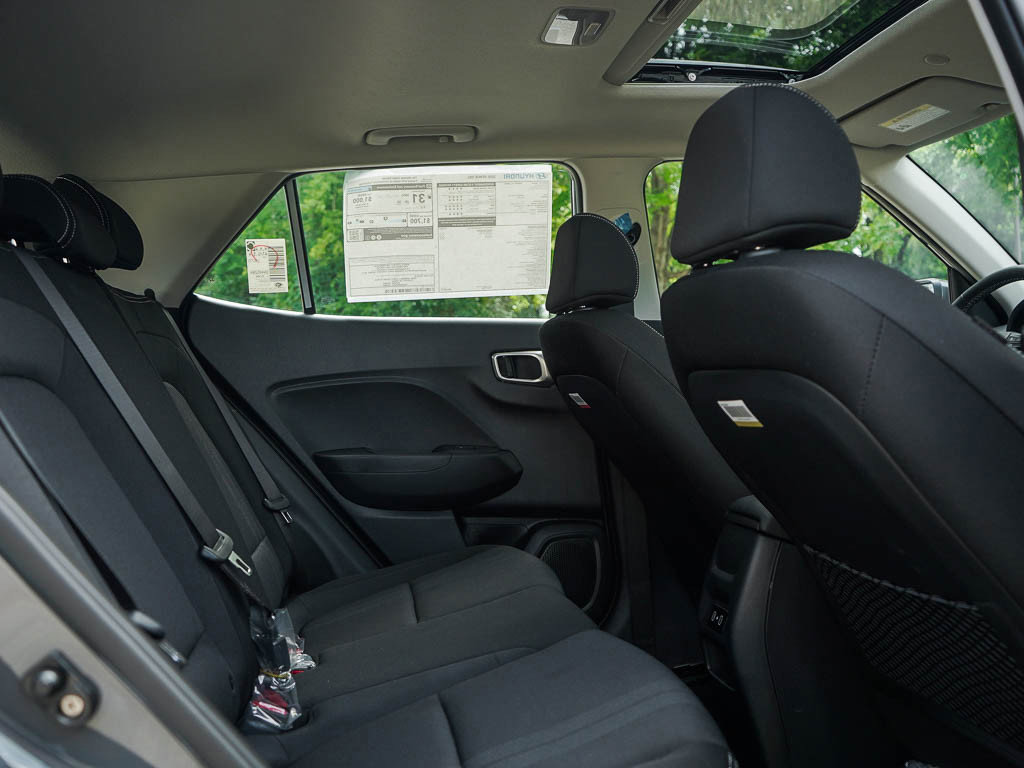 New 2025 Hyundai Venue SEL image 12