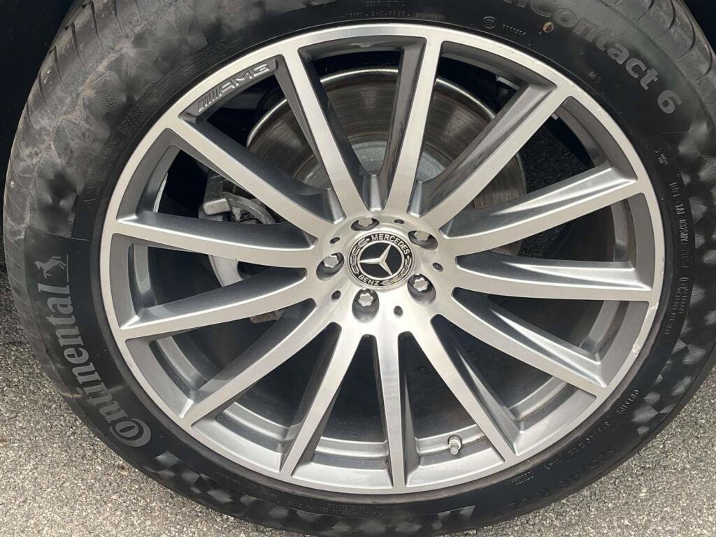 Certified 2025 Mercedes-Benz GLS 450 4MATIC w/ AMG Line Exterior image 15