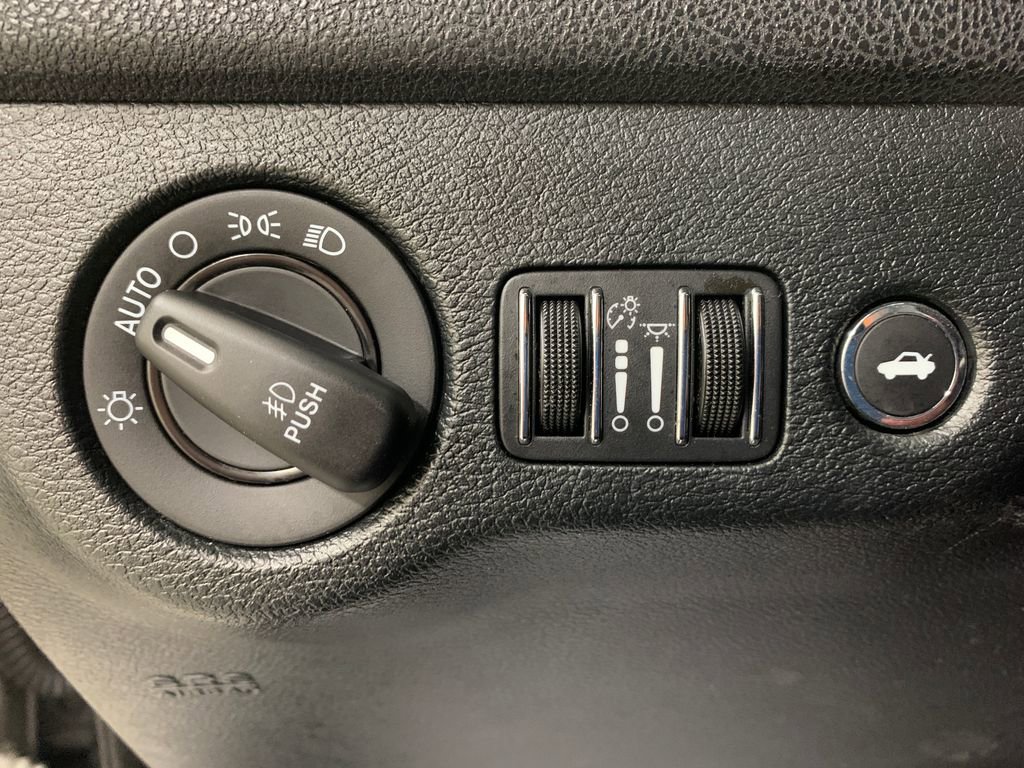 Used 2018 Dodge Charger GT AWD/4WD image 25