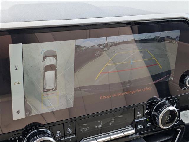 New 2025 Toyota Highlander Limited image 13