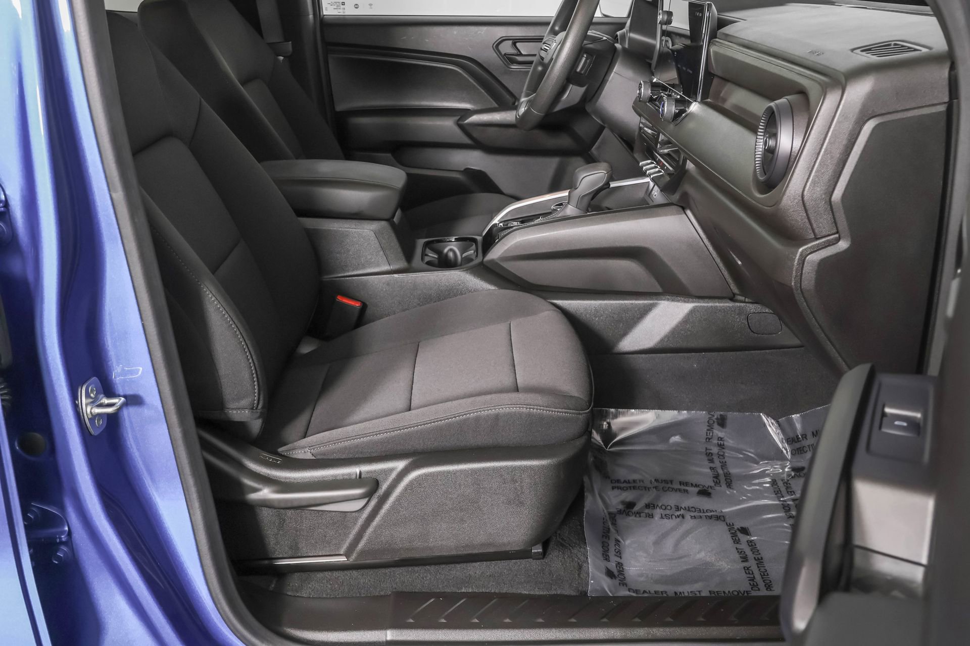 Used 2024 Chevrolet Colorado Trail Boss w/ Technology Package image 43