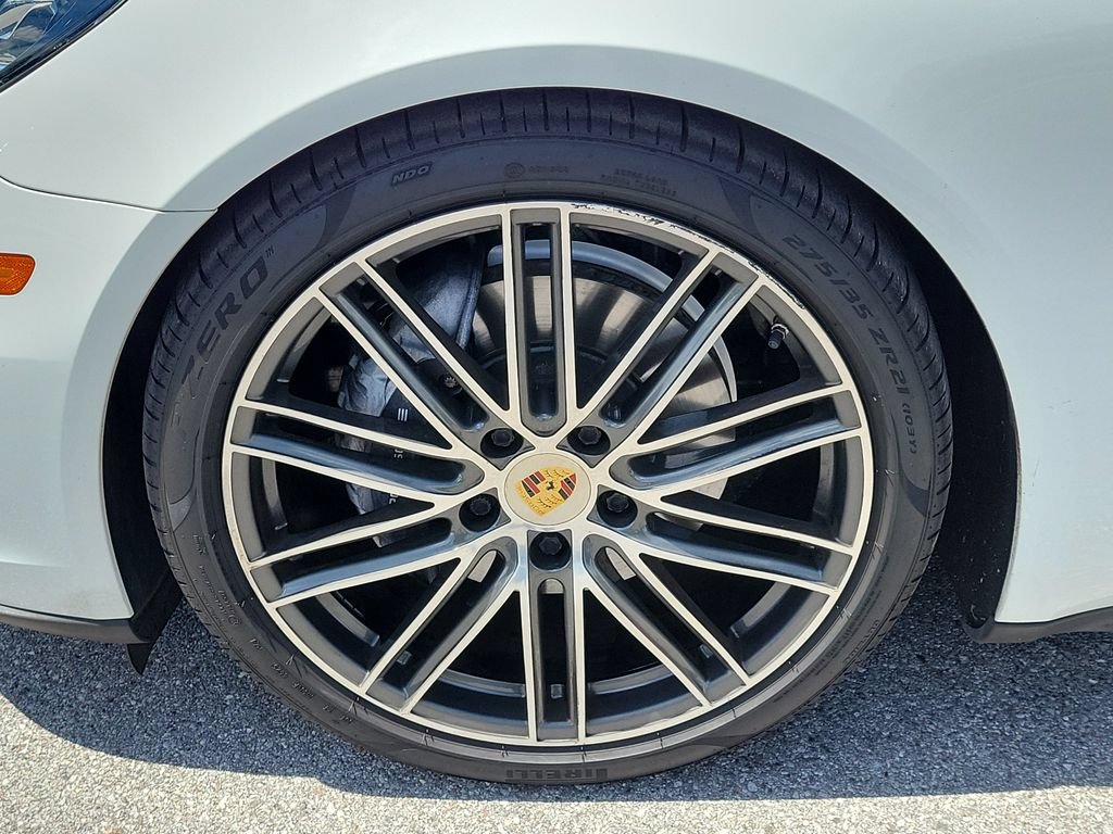 Certified 2019 Porsche Panamera RWD image 12