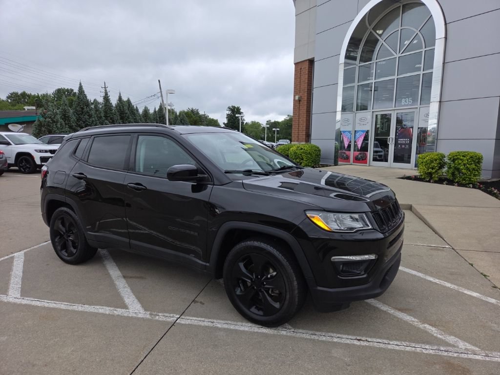 Certified 2018 Jeep Compass Latitude w/ Popular Equipment Group FWD image 2