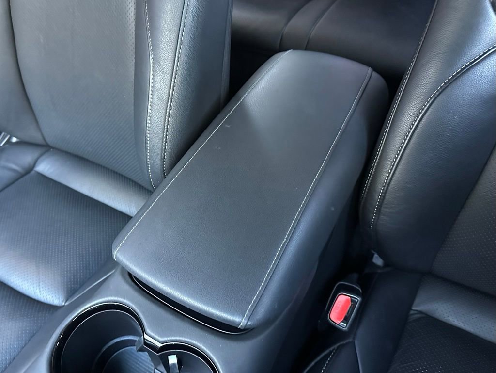 Used 2022 Toyota Venza XLE image 44