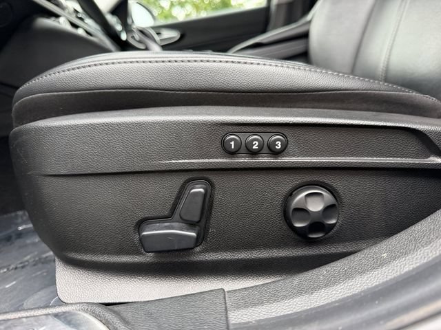Used 2018 Alfa Romeo Giulia RWD image 12