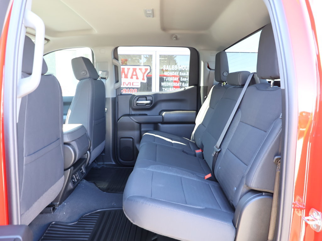 New 2026 Chevrolet Silverado 1500 Custom w/ Turbomax Blackout Package AWD/4WD image 26