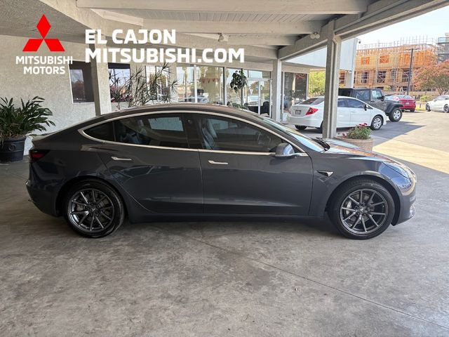 Used 2017 Tesla Model 3 Long Range RWD image 2