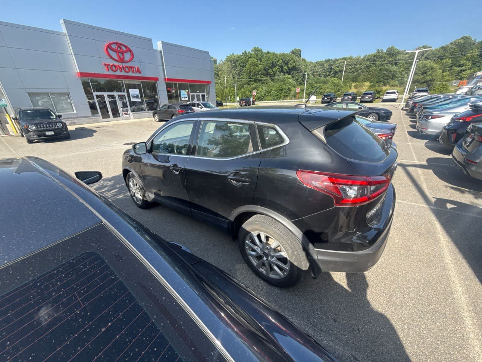 Used 2020 Nissan Rogue Sport S w/ Appearance Package AWD/4WD image 5