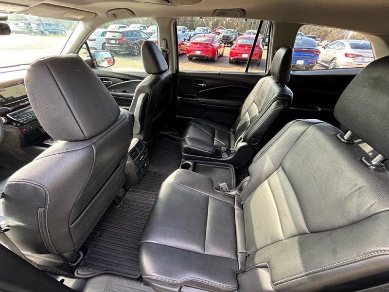 Used 2019 Honda Pilot Touring image 37