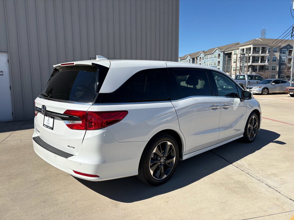 Certified 2024 Honda Odyssey Elite image 8