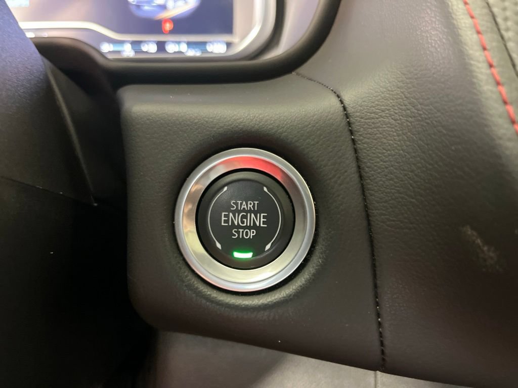 Used 2024 Chevrolet Suburban RST w/ Luxury Package AWD/4WD image 31