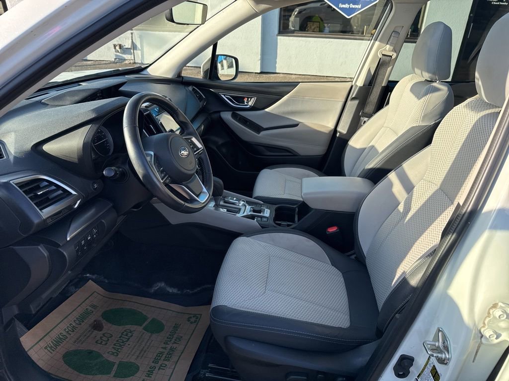 Used 2022 Subaru Forester Premium image 15