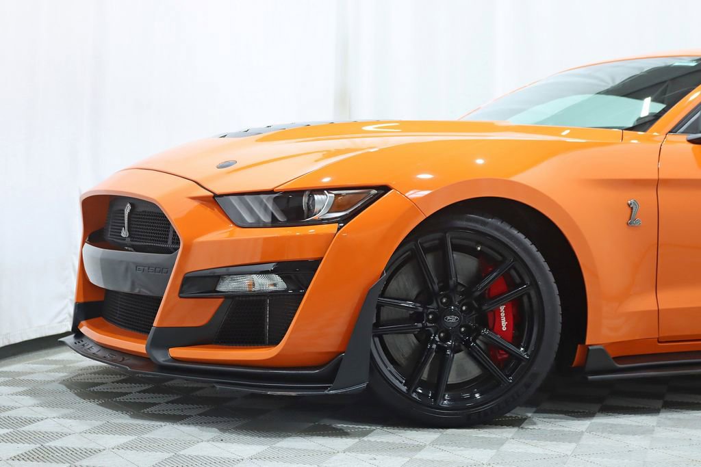 Used 2020 Ford Mustang Shelby GT500 w/ Technology Package RWD image 2