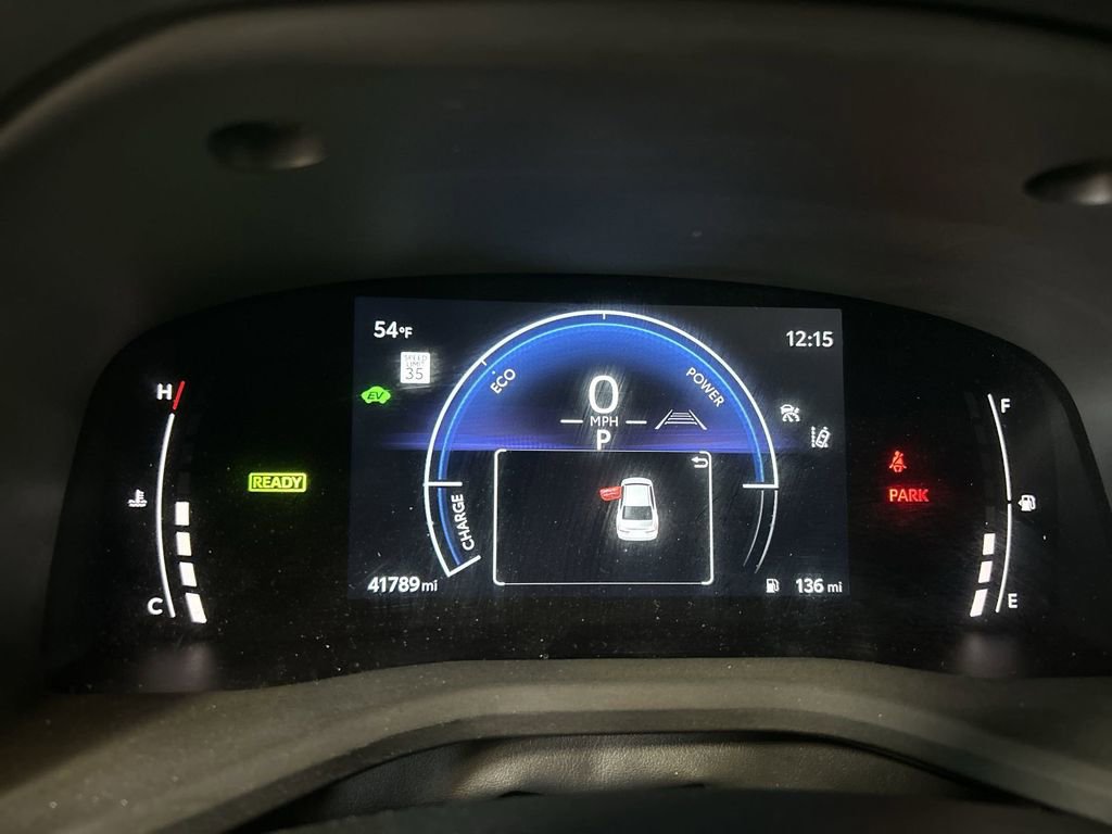 Used 2025 Toyota Camry LE image 15