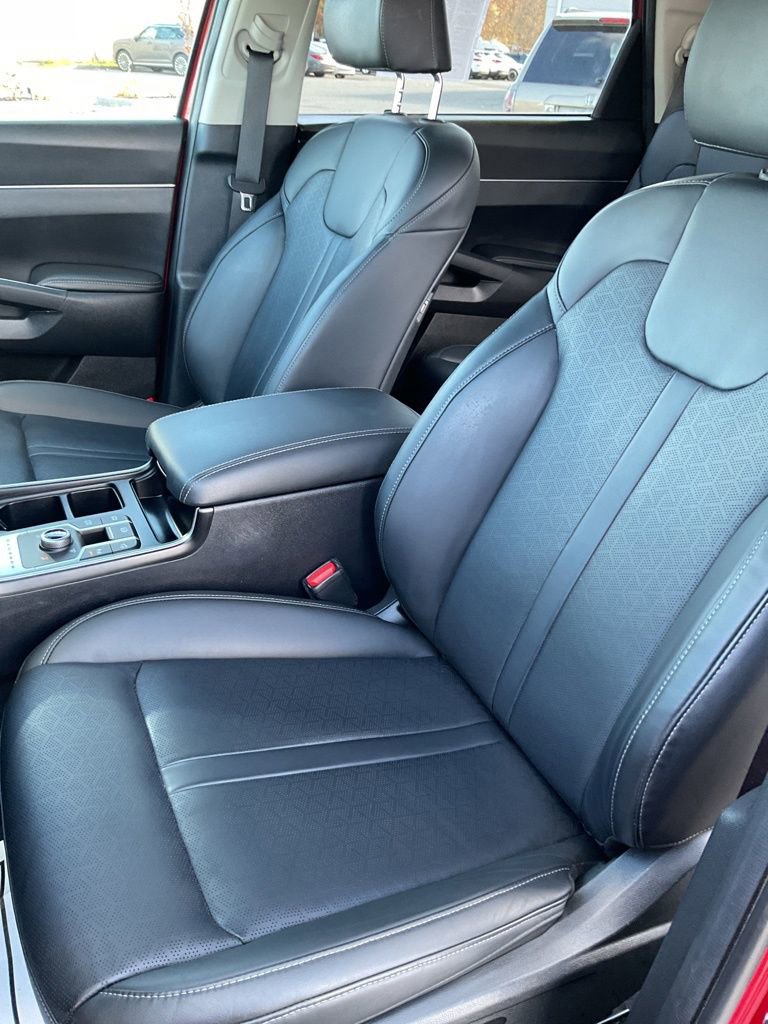 Used 2023 Kia Sorento EX image 23