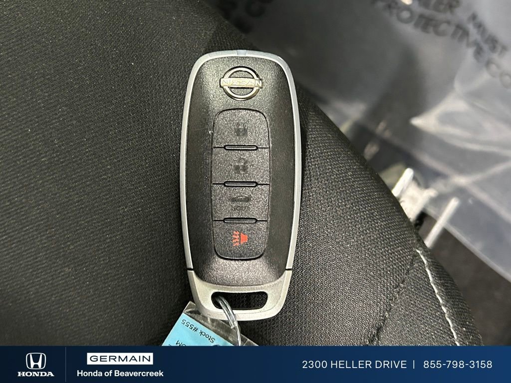 Used 2025 Nissan Sentra SV image 33