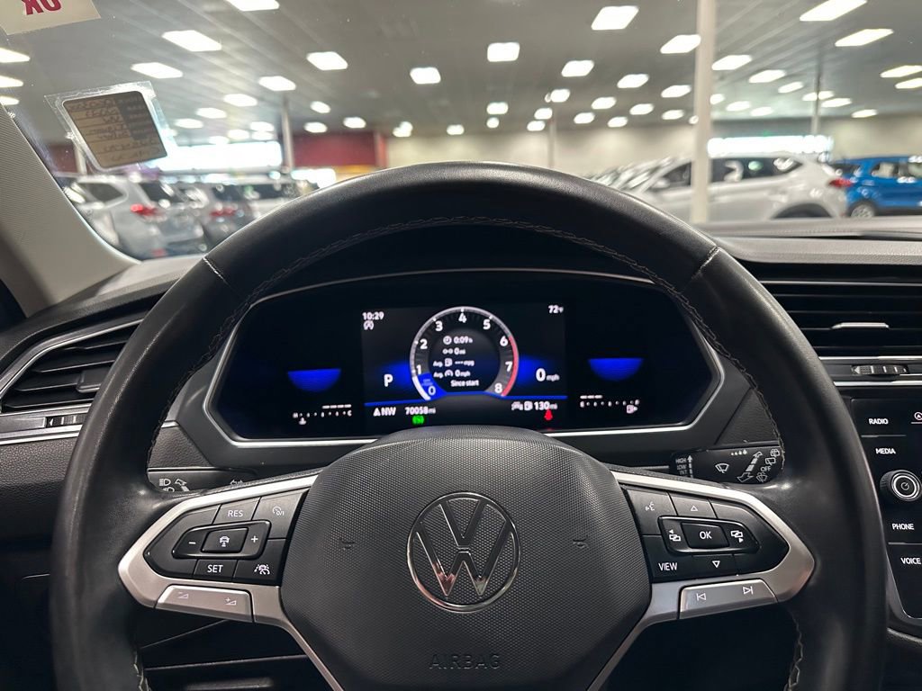 Used 2022 Volkswagen Tiguan SE FWD image 18