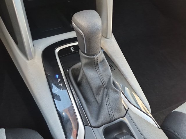 Certified 2023 Toyota Corolla Cross LE AWD/4WD image 15
