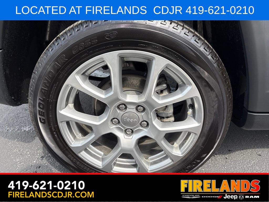 Used 2022 Jeep Compass Latitude AWD/4WD image 11