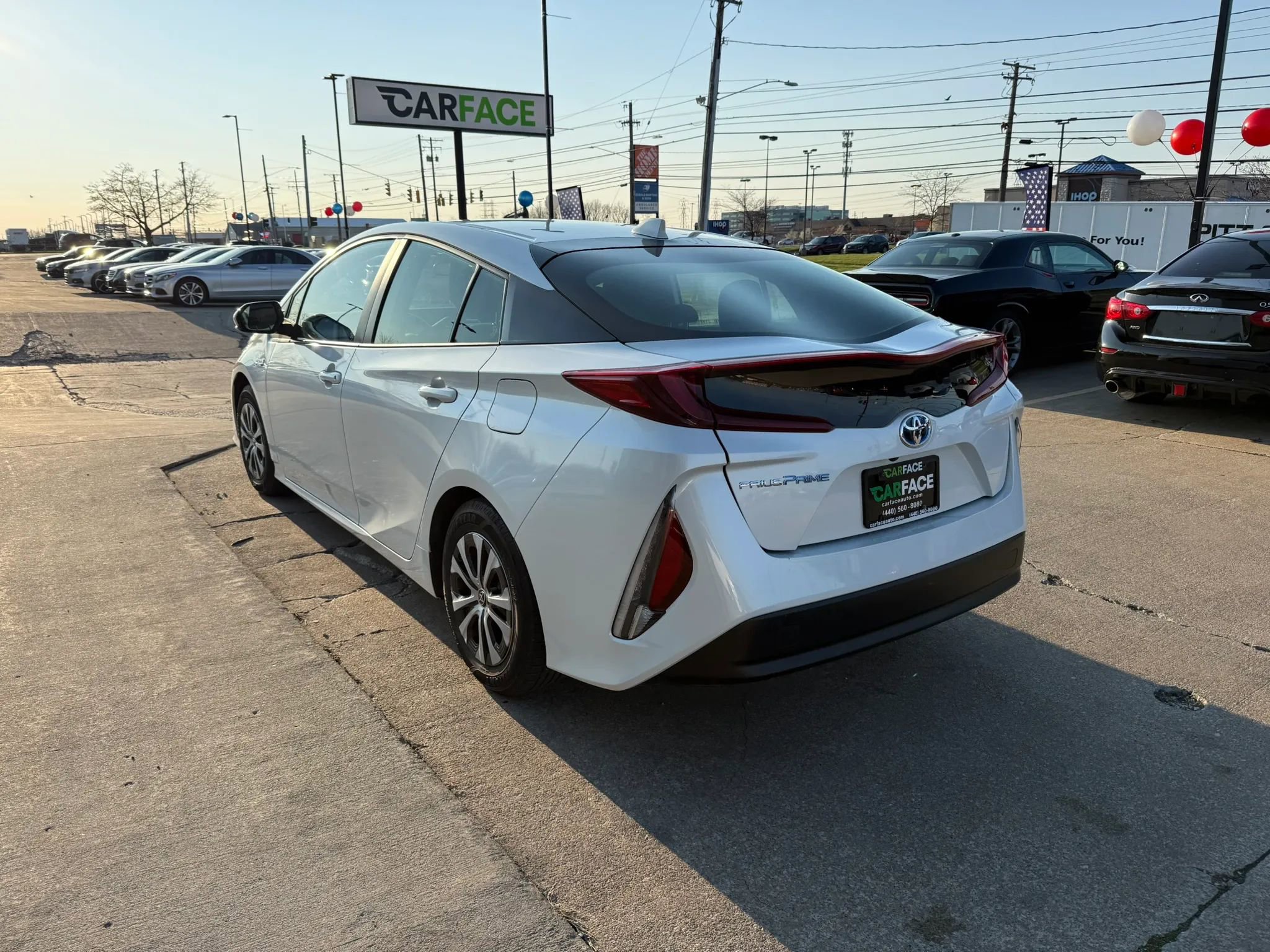 Used 2022 Toyota Prius Prime LE FWD image 9