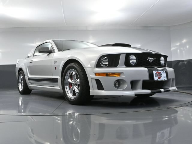 Used 2006 Ford Mustang GT RWD image 38