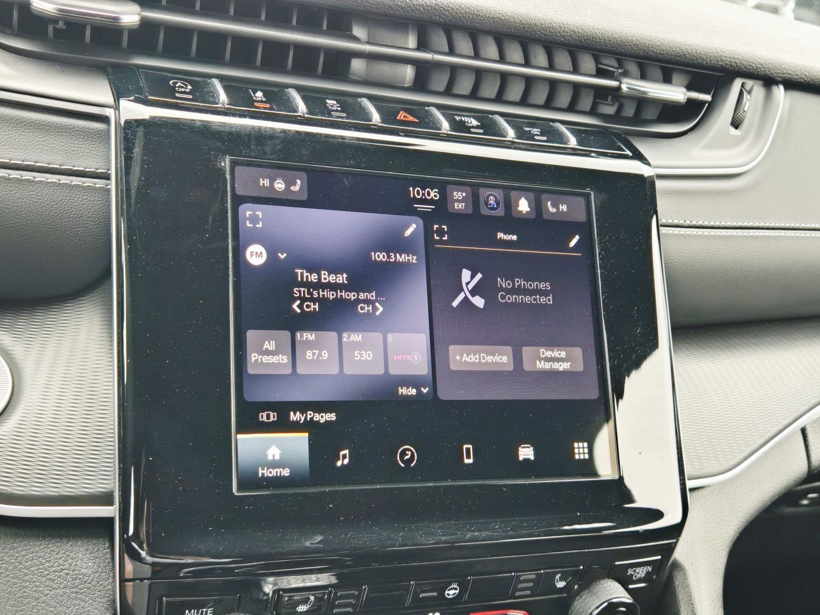 Used 2024 Jeep Grand Cherokee Altitude image 28