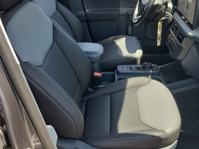 Used 2026 Ford Maverick XL AWD/4WD image 21